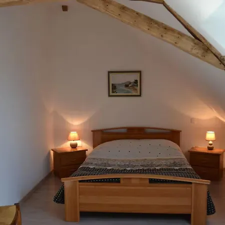 Hébergement de vacances Fermette 3 étoiles, Proche Du Mans, Jusqu'à 14 Personnes - Fr-1-410-488 *