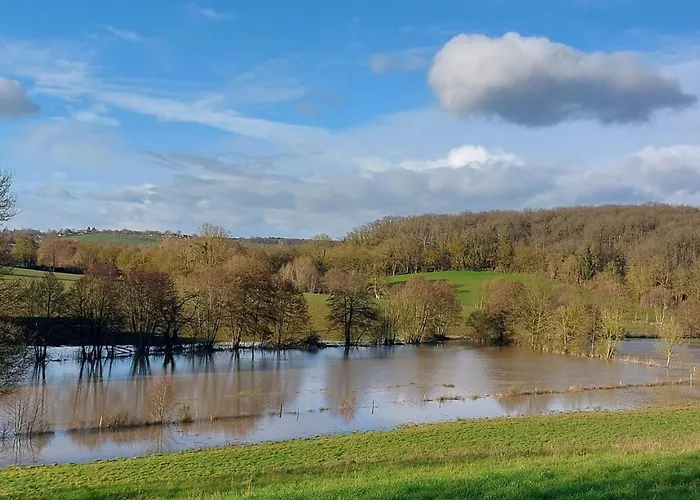 Дом отдыха Fermette 3 Etoiles, Proche Du Mans, Jusqu'a 14 Personnes - Fr-1-410-488